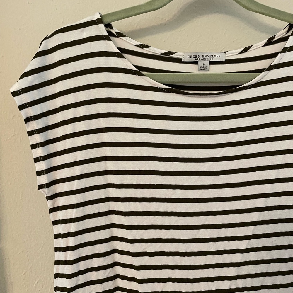 Women’s white & green stripe top